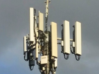 Installano antenna telefonia mobile: Comune contrario 