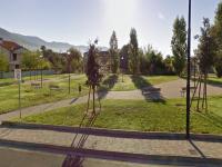 9 NOVEMBRE 2021 / Nuovi giochi per l'area a verde di via Gentile da Fabriano a Mezzana